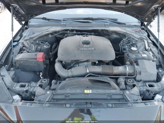 Jaguar XE 25t Image 5