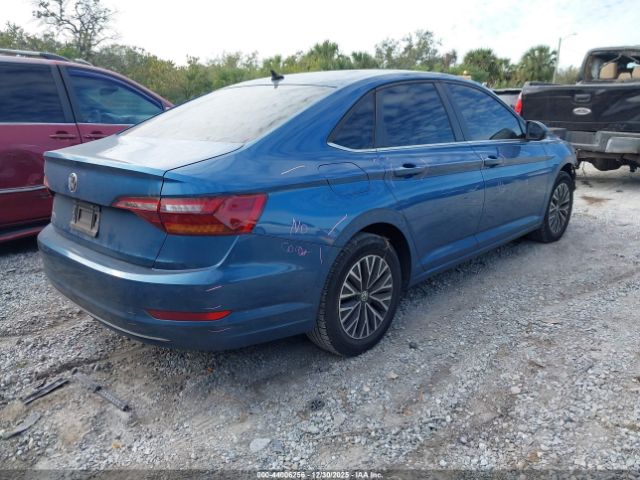 Volkswagen Jetta Image 2