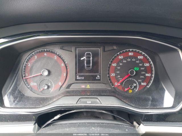 Volkswagen Jetta Image 3