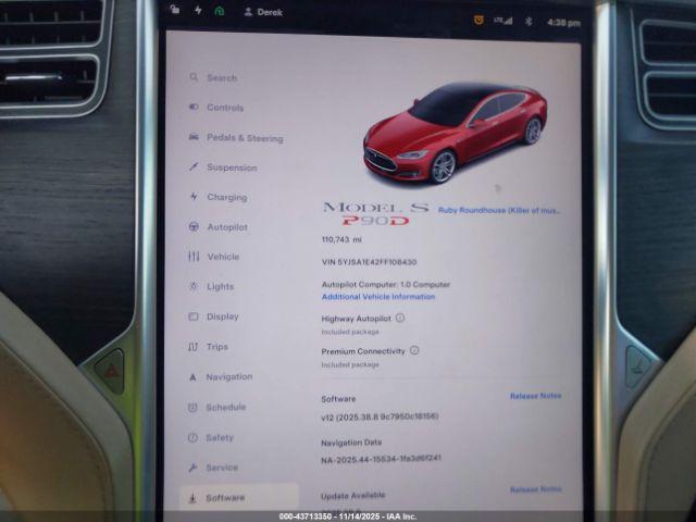 Tesla Model S Image 13