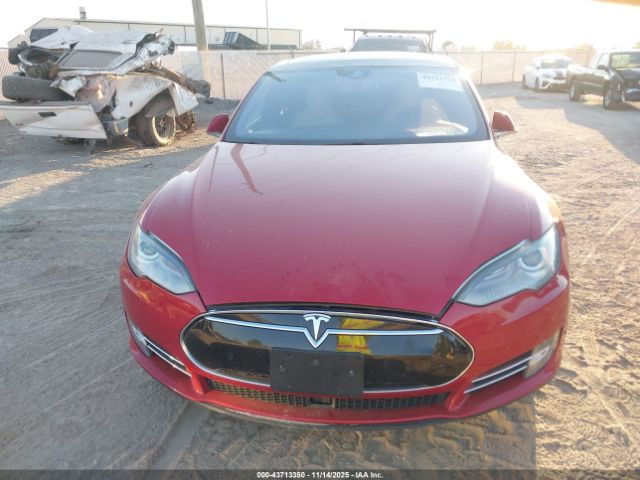 Tesla Model S Image 10